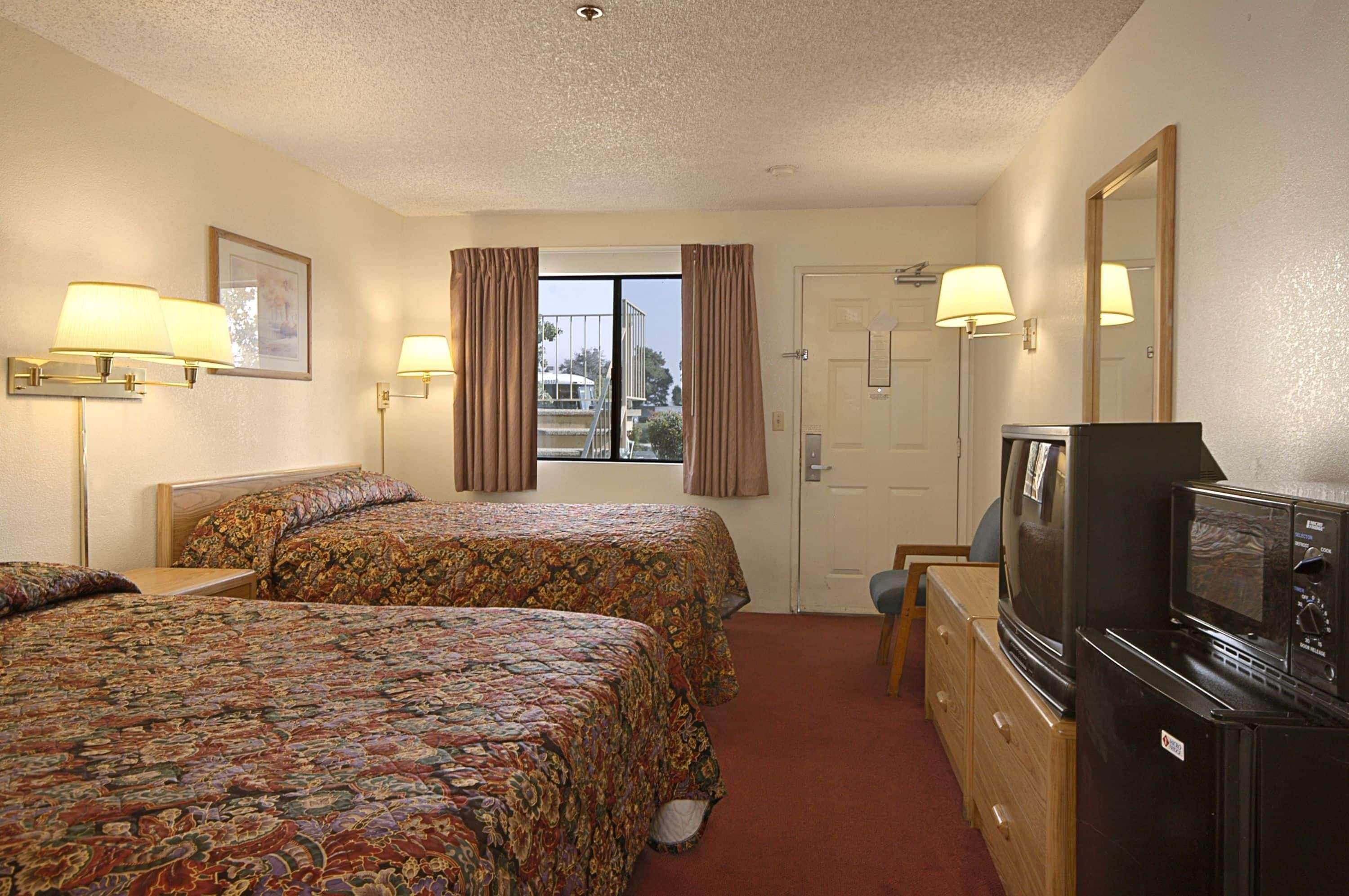 Days Inn By Wyndham Fresno South Pokój zdjęcie