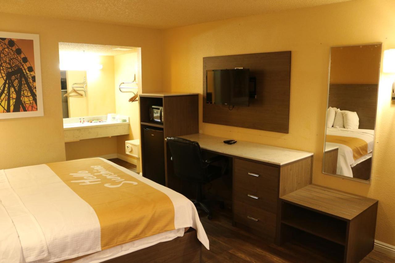 Days Inn By Wyndham Fresno South Zewnętrze zdjęcie